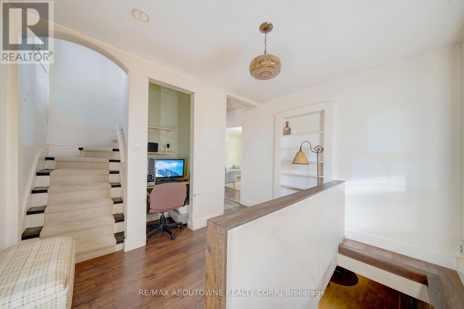 47 Stewart Street, Oakville (Co Central), Ontario  L6K 1X6 - Photo 15 - W12211033