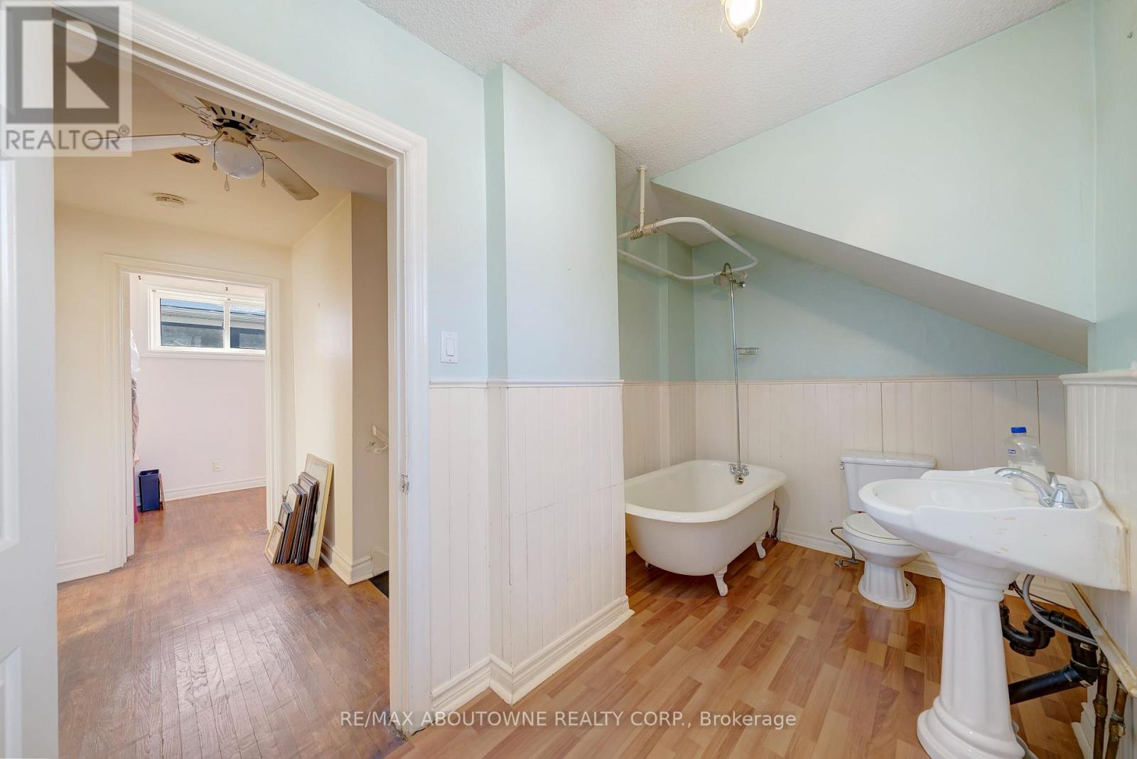 47 Stewart Street, Oakville (Co Central), Ontario  L6K 1X6 - Photo 20 - W12211033