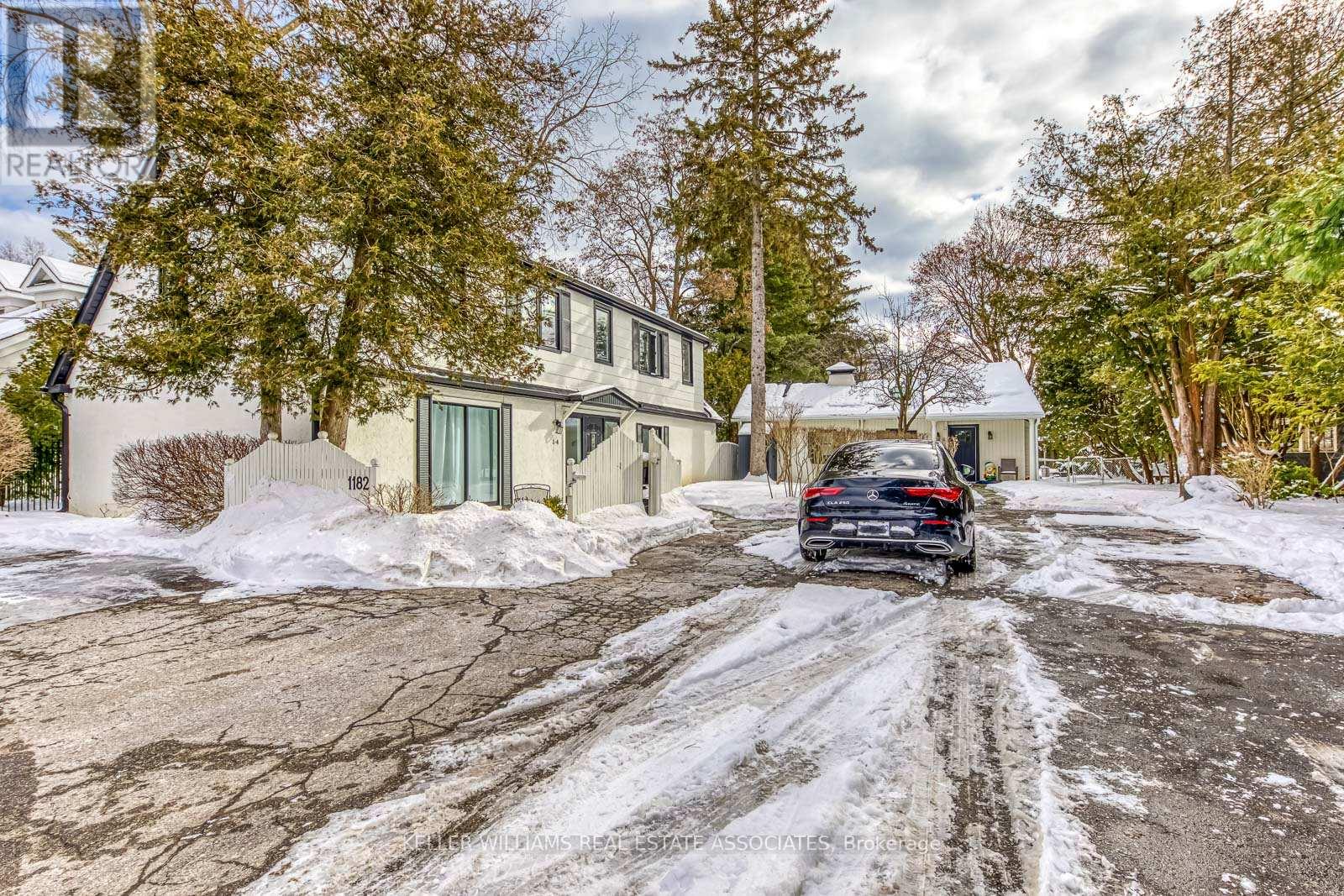 4 - 1182 Linbrook Road, Oakville, Ontario  L6J 2L4 - Photo 4 - W12211034