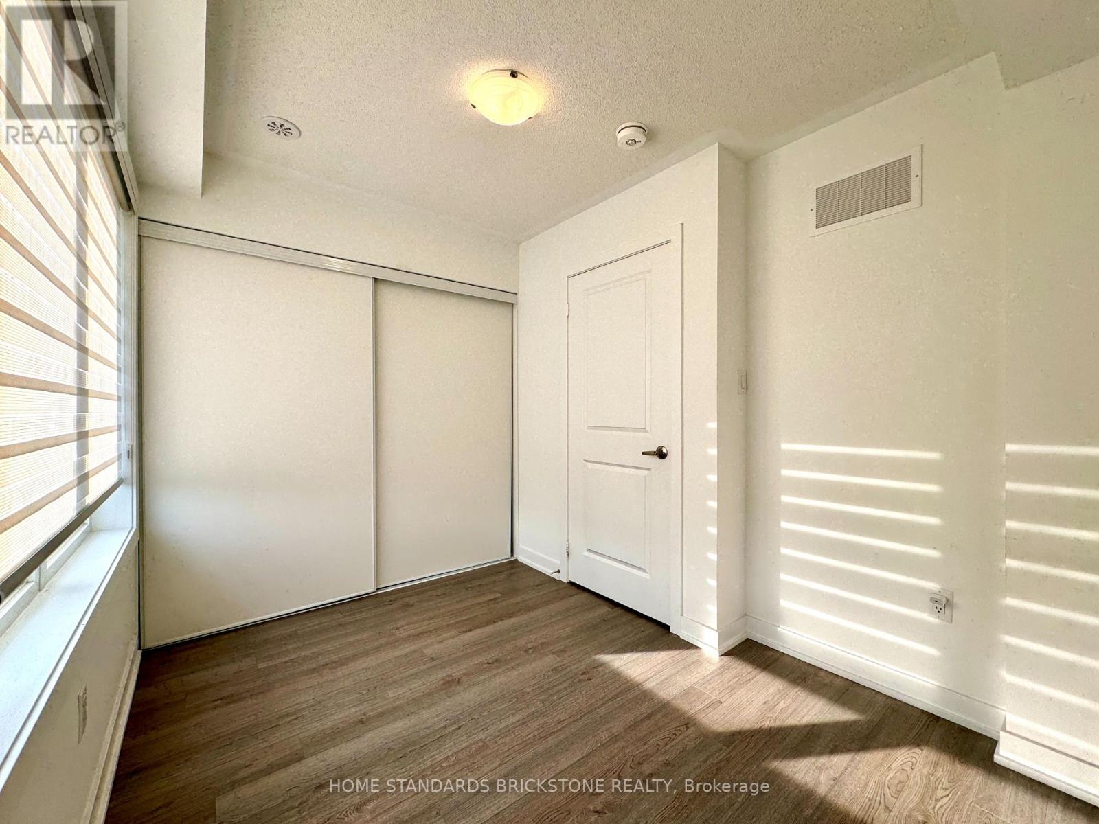 4 - 100 Stanley Green Boulevard, Toronto, Ontario  M3K 0C8 - Photo 10 - W12211035