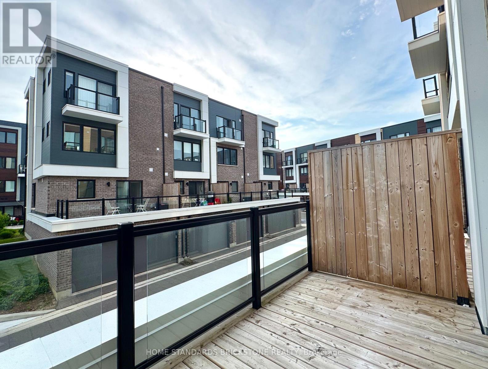 4 - 100 Stanley Green Boulevard, Toronto, Ontario  M3K 0C8 - Photo 8 - W12211035
