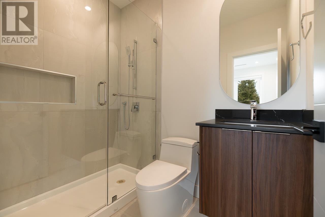 8057 18th Avenue, Burnaby, British Columbia  V3N 1J9 - Photo 27 - R3013585