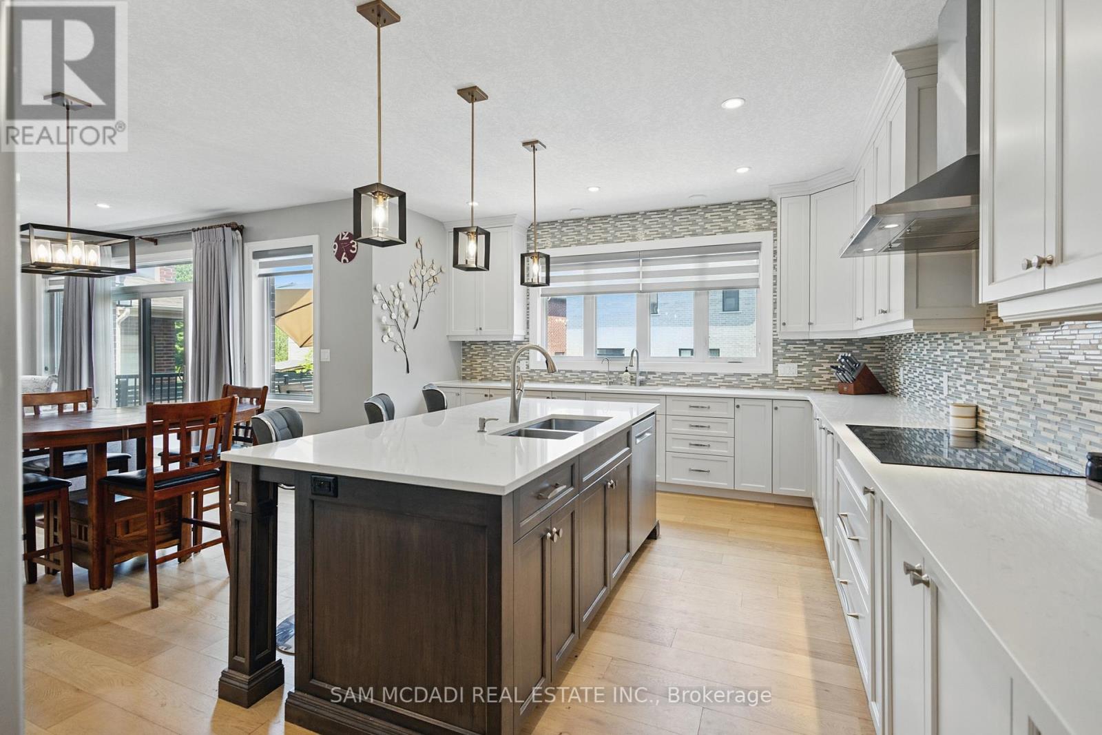 920 Pondcliffe Drive, Kitchener, Ontario  N2R 0M9 - Photo 16 - X12210985