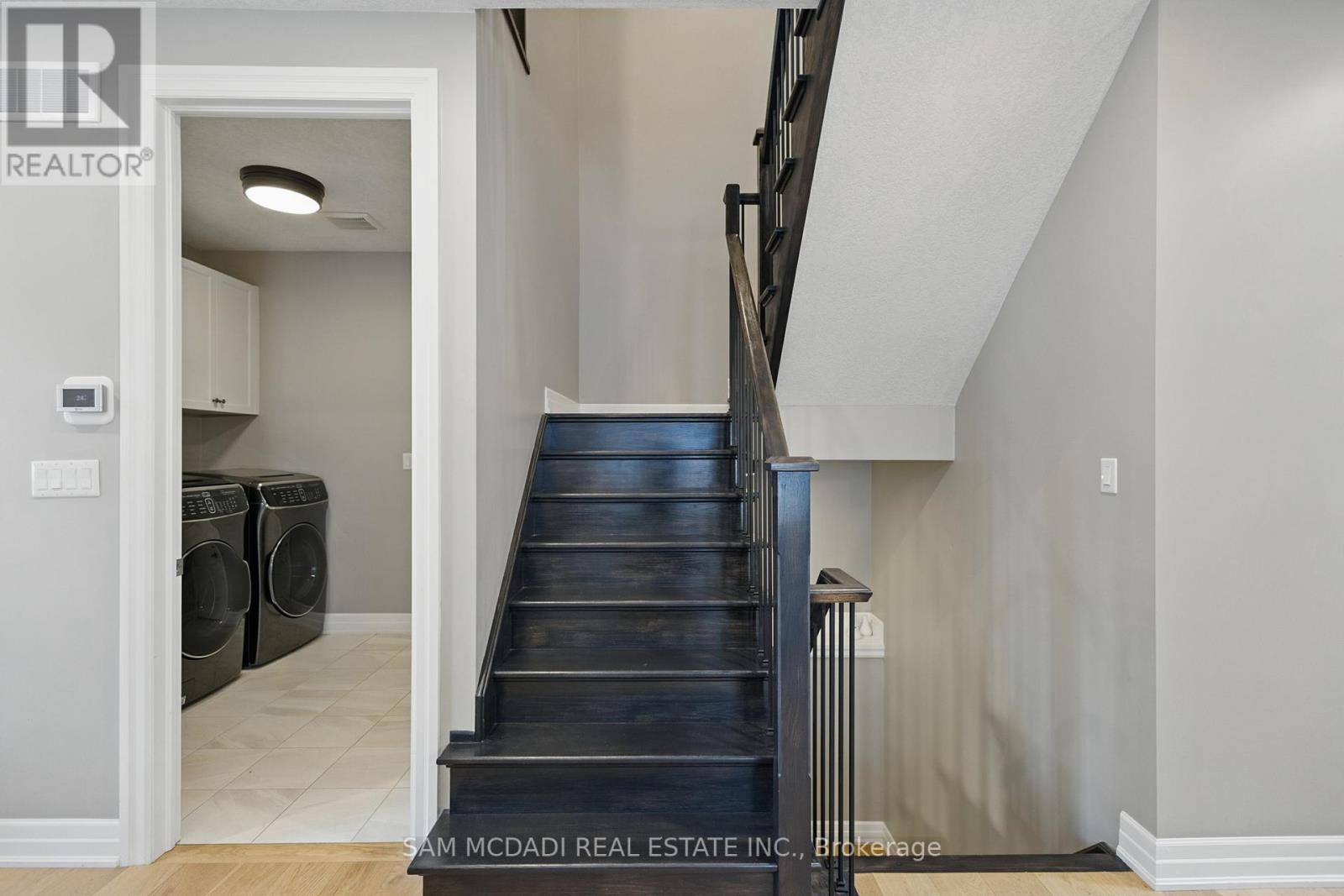 920 Pondcliffe Drive, Kitchener, Ontario  N2R 0M9 - Photo 19 - X12210985