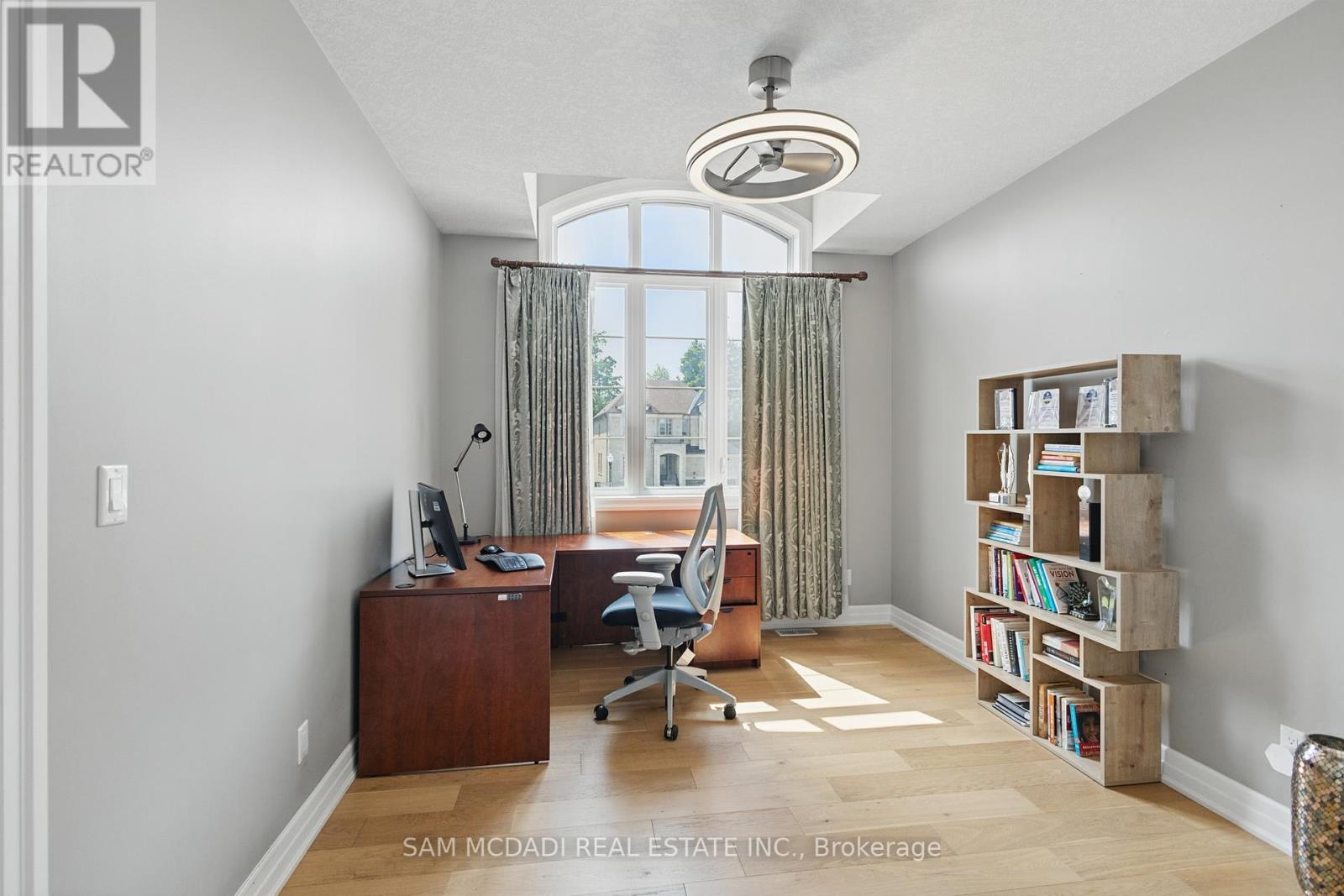 920 Pondcliffe Drive, Kitchener, Ontario  N2R 0M9 - Photo 32 - X12210985