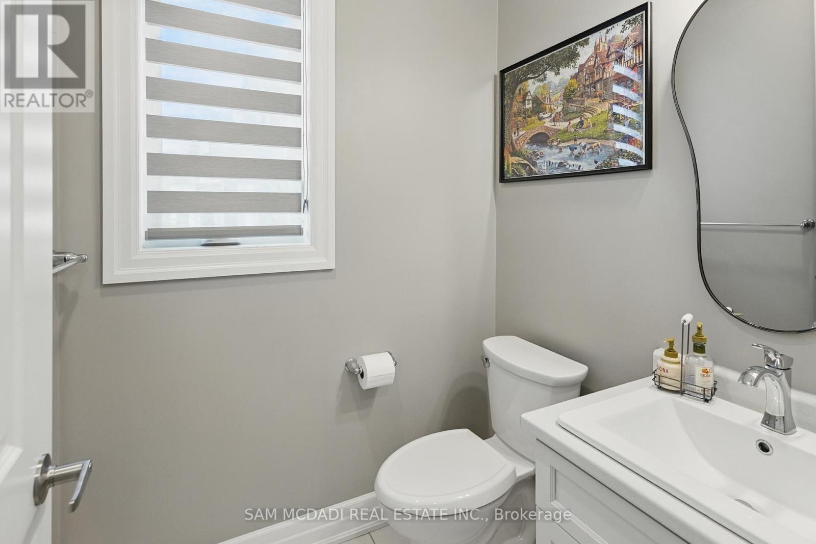 920 Pondcliffe Drive, Kitchener, Ontario  N2R 0M9 - Photo 7 - X12210985