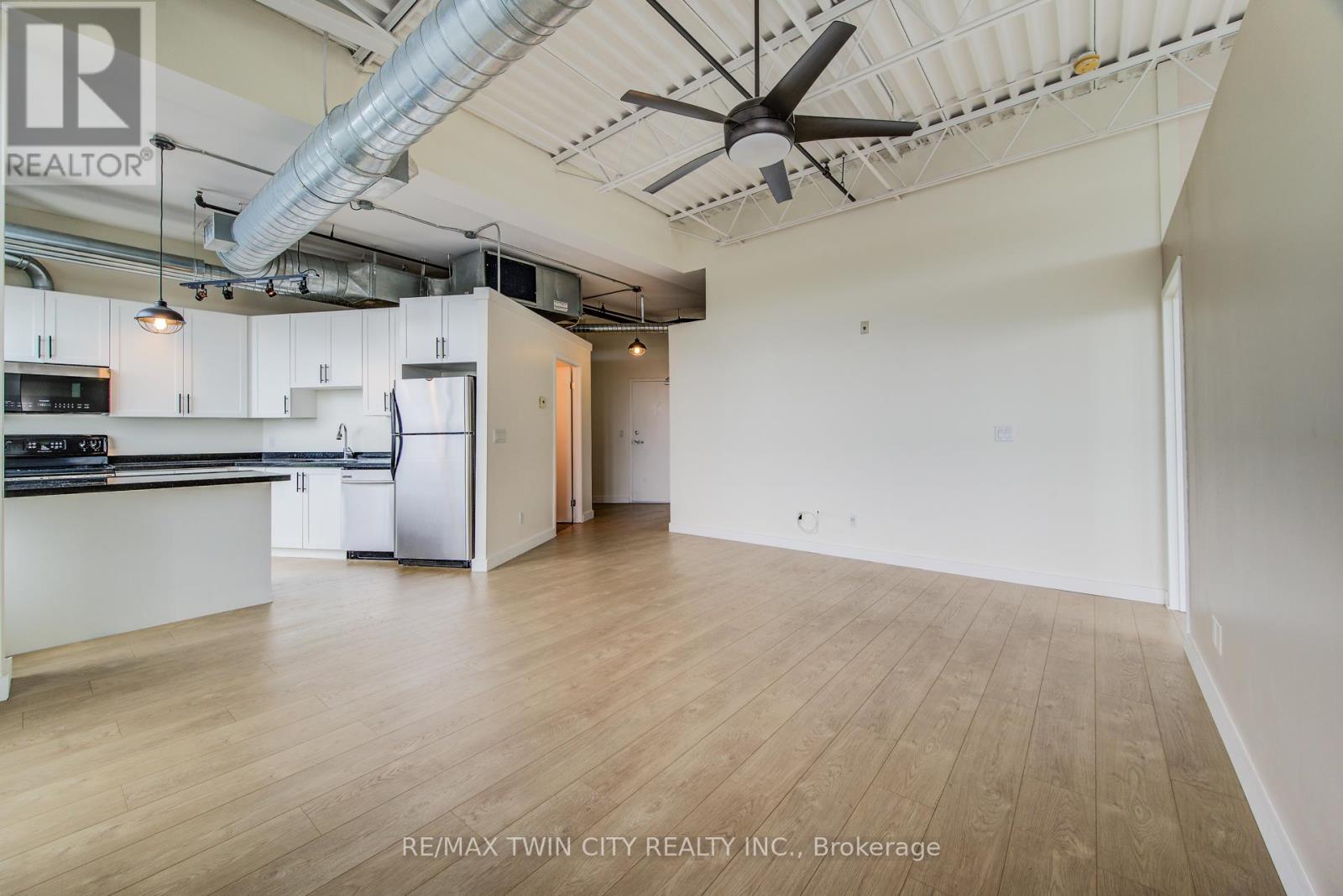 608 - 120 Mansion Street, Kitchener, Ontario  N2H 0A1 - Photo 8 - X12210988
