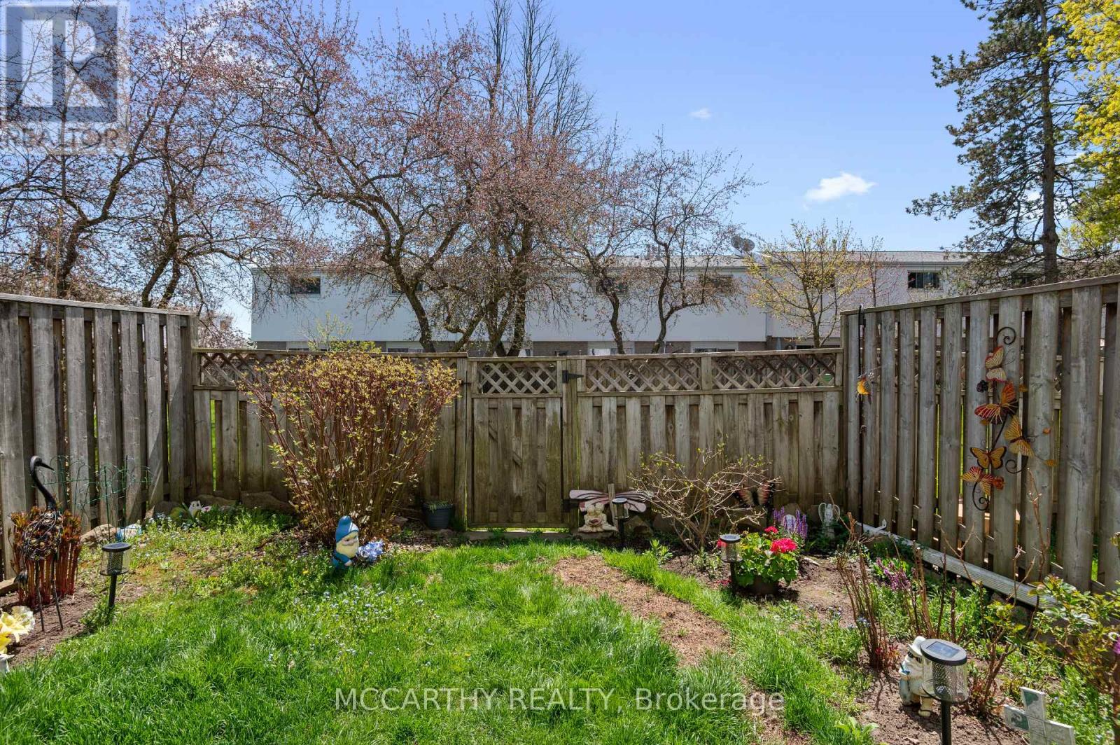 21 - 325 William Street, Shelburne, Ontario  L9V 2X5 - Photo 5 - X12211023