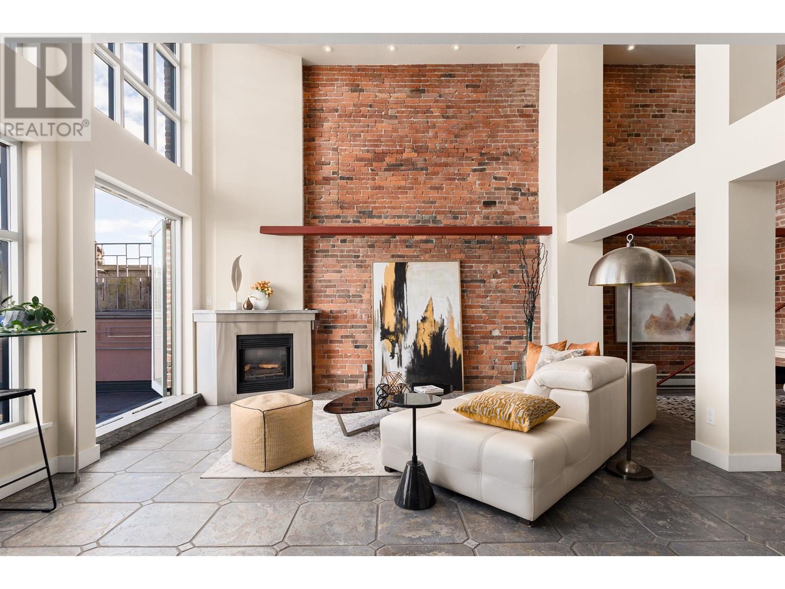 302 141 Water Street, Vancouver, British Columbia  V6B 1A7 - Photo 4 - R3013854
