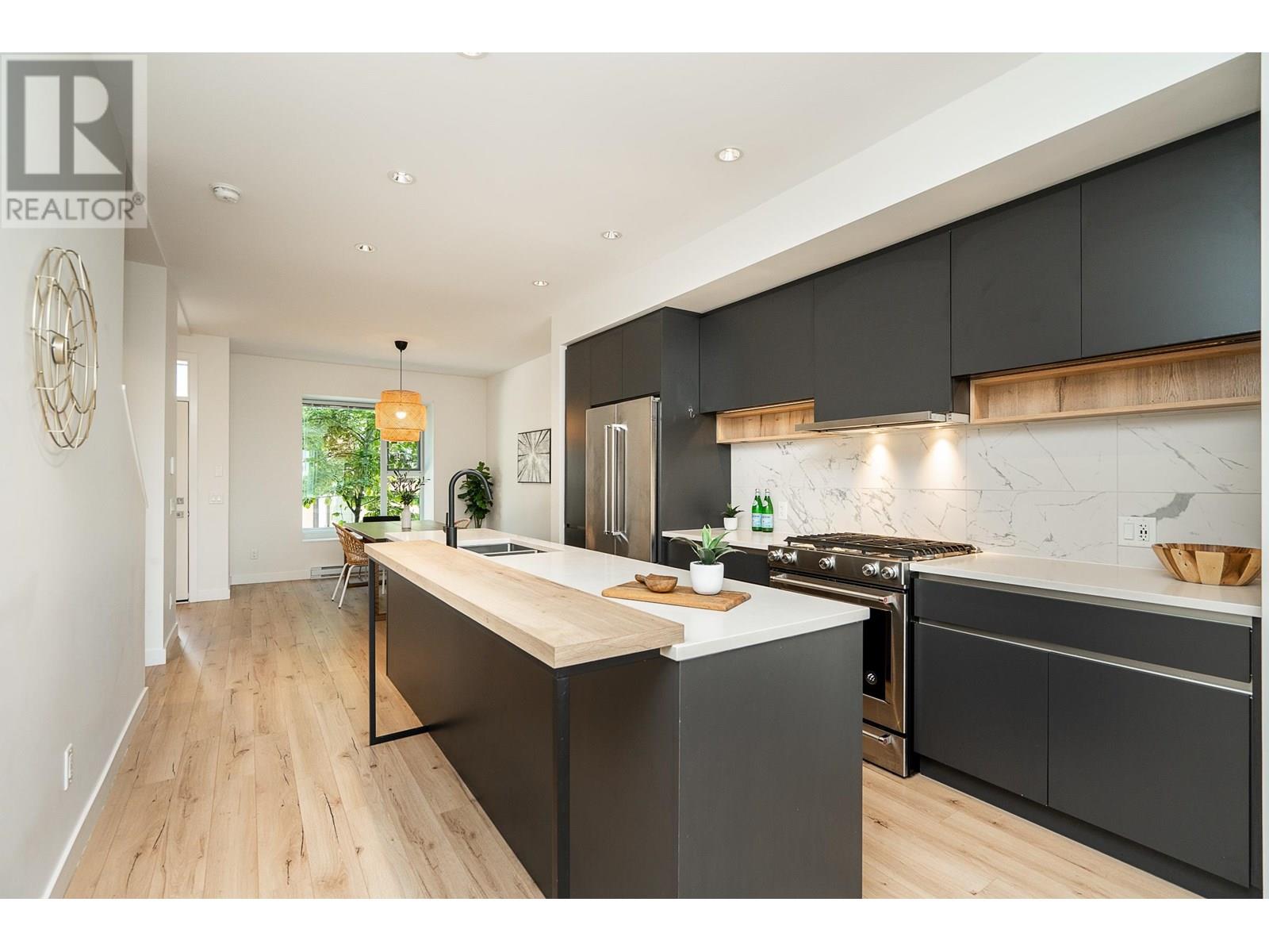 45 1228 Hudson Street, Coquitlam, British Columbia  V3B 0R3 - Photo 2 - R3013872