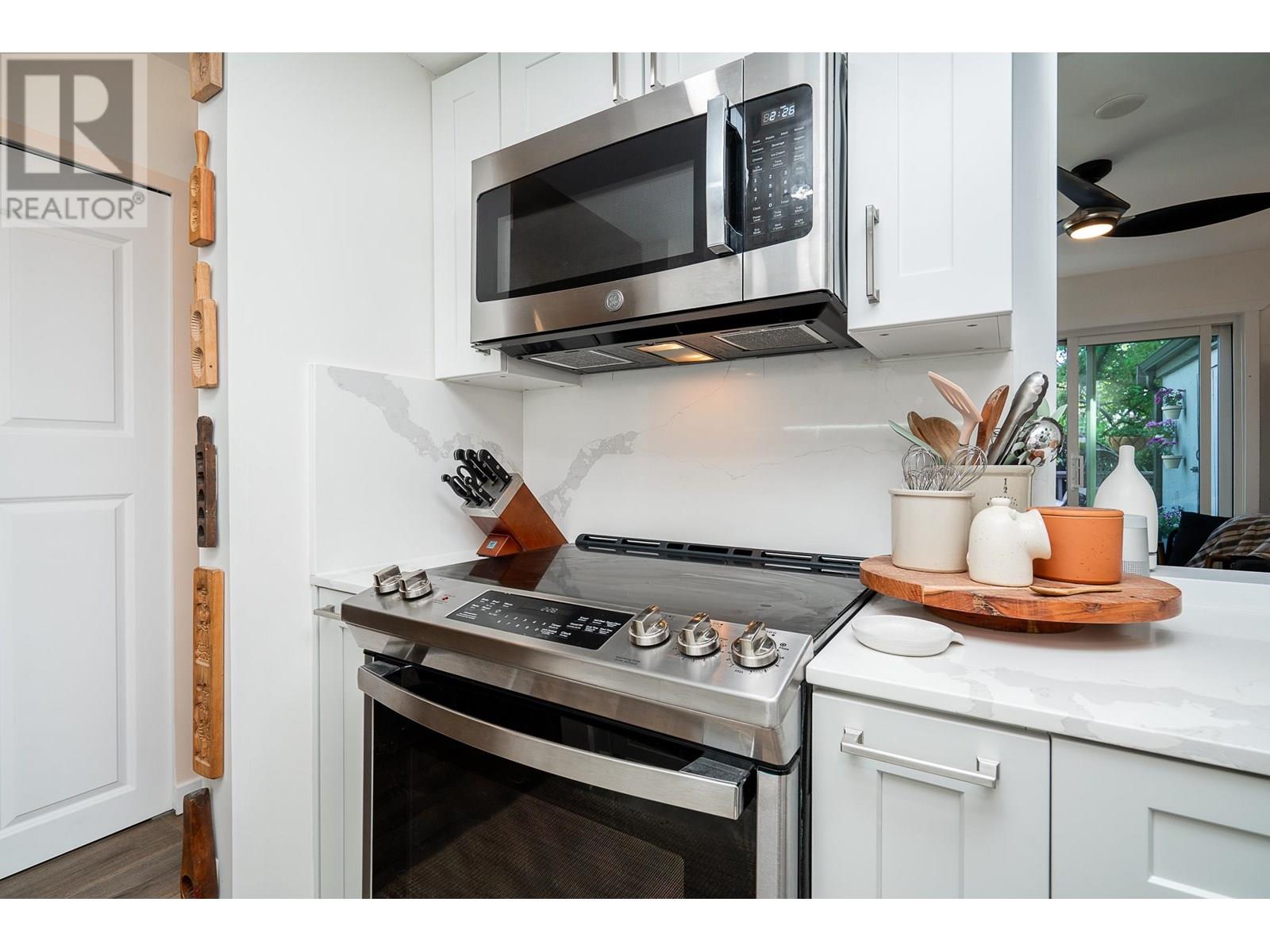 846 Blackstock Road, Port Moody, British Columbia  V3H 3R8 - Photo 12 - R3013881