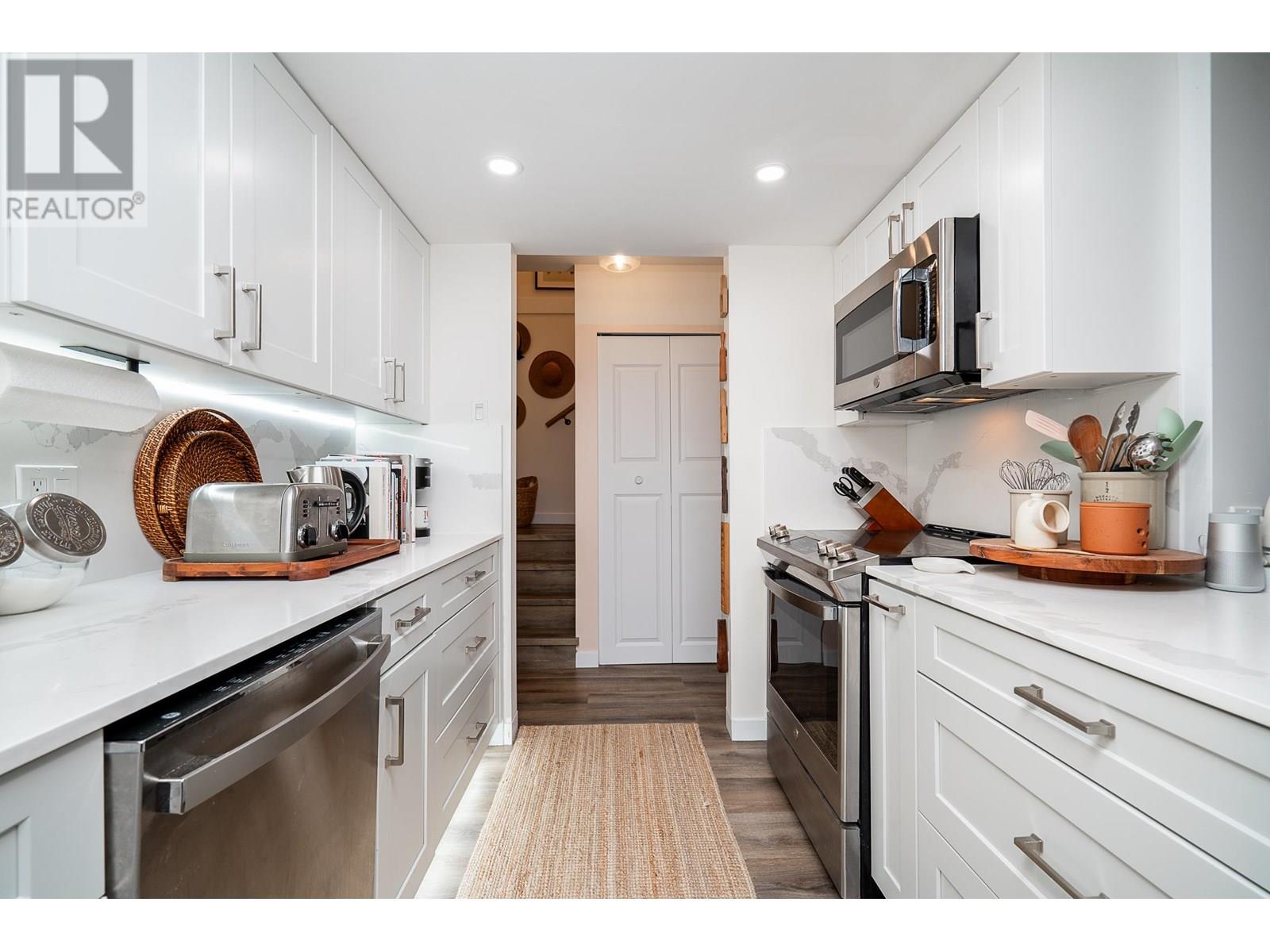846 Blackstock Road, Port Moody, British Columbia  V3H 3R8 - Photo 13 - R3013881