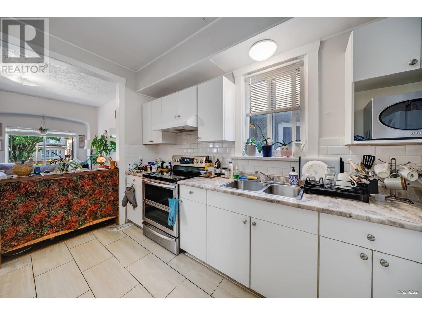 3340 Adanac Street, Vancouver, British Columbia  V5K 2P3 - Photo 16 - R3013842