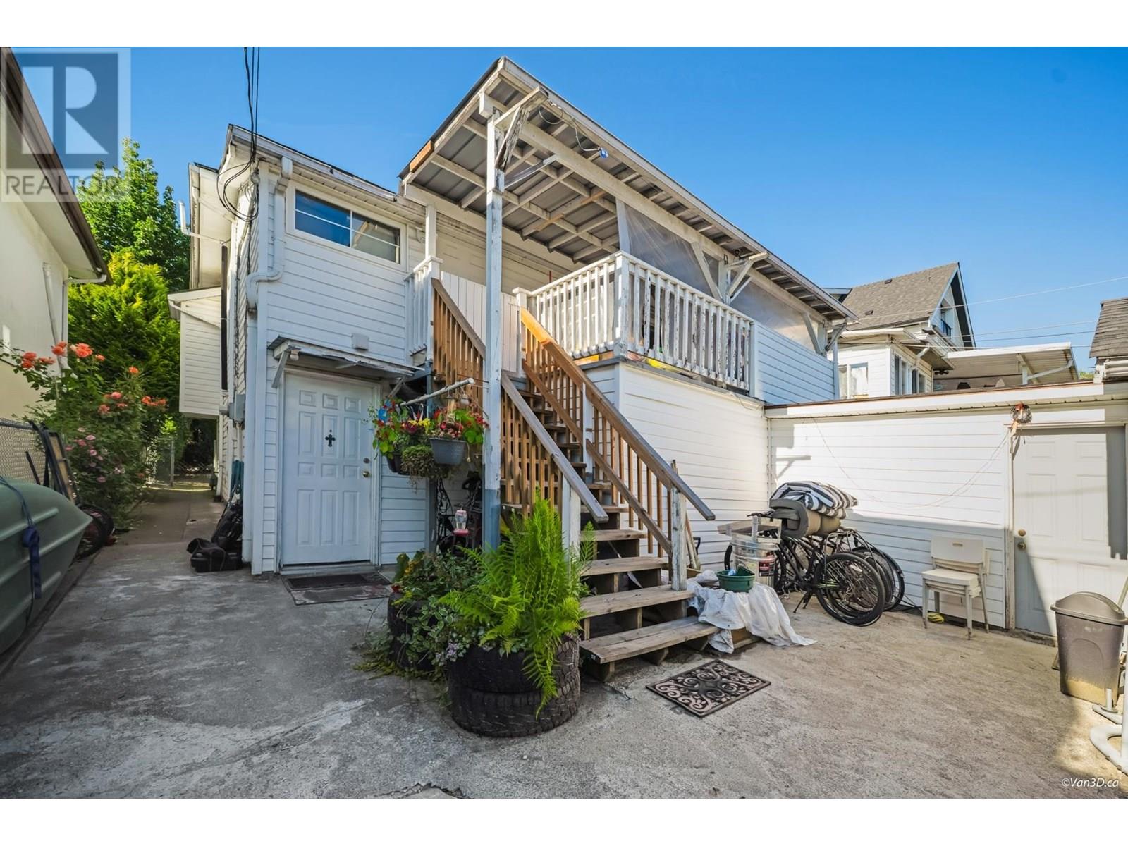 3340 Adanac Street, Vancouver, British Columbia  V5K 2P3 - Photo 38 - R3013842