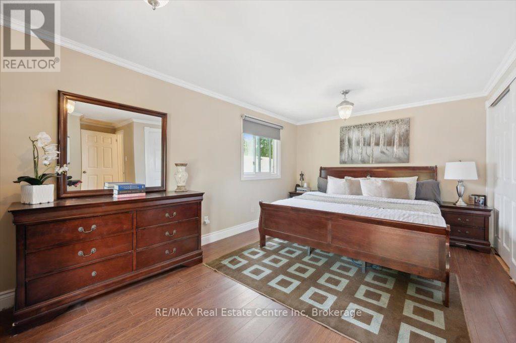 9 Pauline Place, Guelph (Willow West/sugarbush/west Acres), Ontario  N1H 7P3 - Photo 8 - X12211123