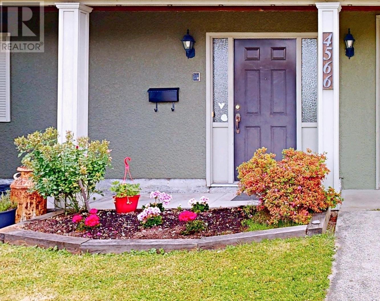 4566 61 Street, Delta, British Columbia  V4K 3L2 - Photo 2 - R3012702
