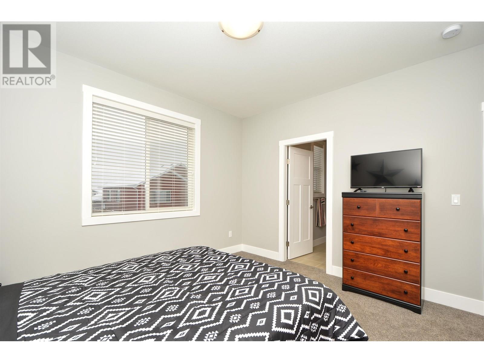 8620 85 Street, Fort St. John, British Columbia  V1J 0S2 - Photo 4 - R3013552