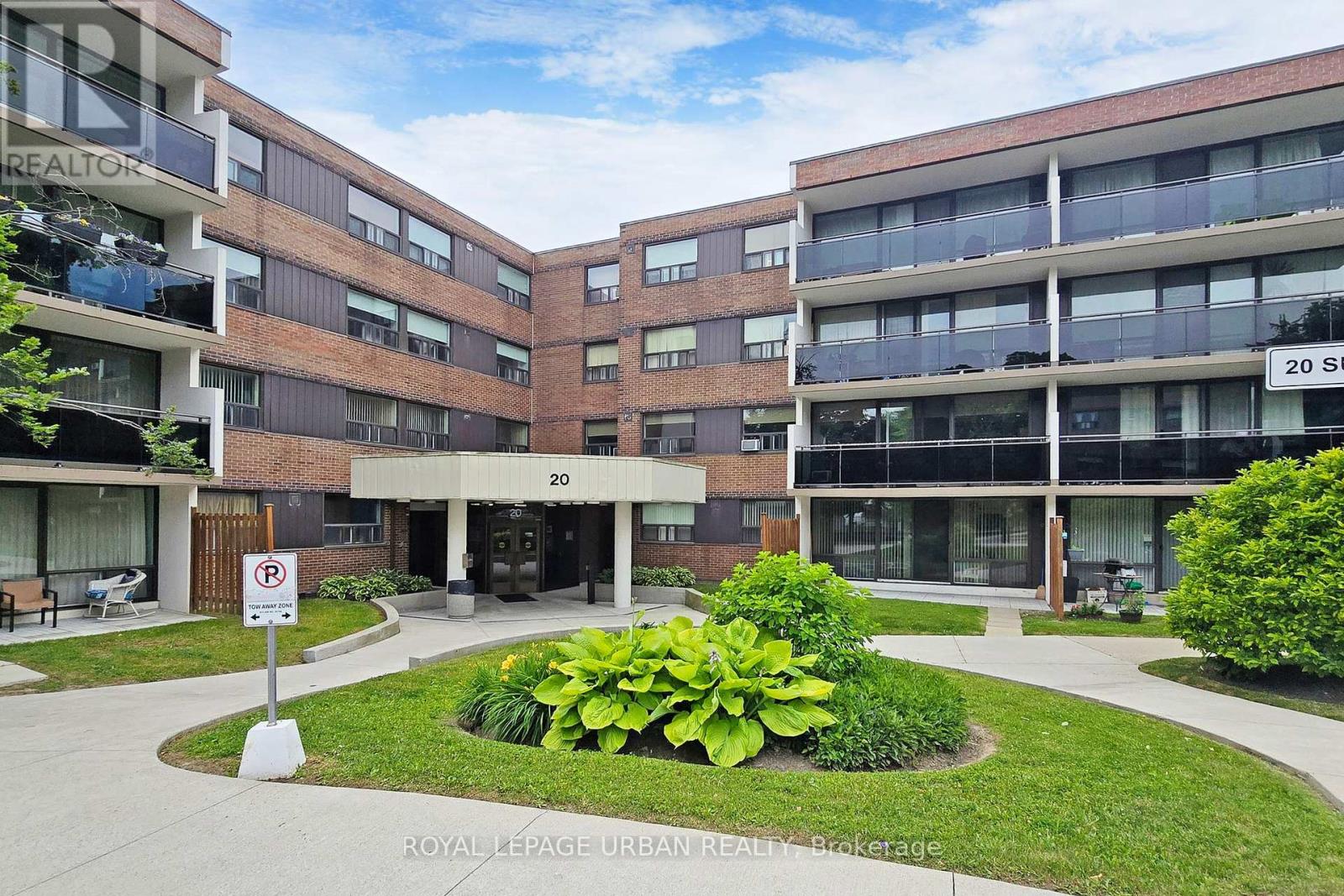 102 - 20 SUNRISE AVENUE, toronto (victoria village), Ontario