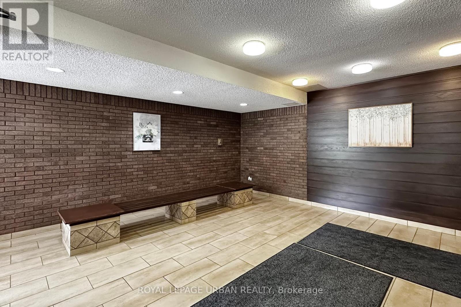 102 - 20 Sunrise Avenue, Toronto (Victoria Village), Ontario  M4A 2R2 - Photo 10 - C12211102