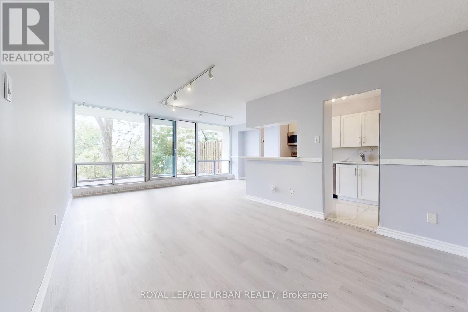 102 - 20 Sunrise Avenue, Toronto (Victoria Village), Ontario  M4A 2R2 - Photo 14 - C12211102