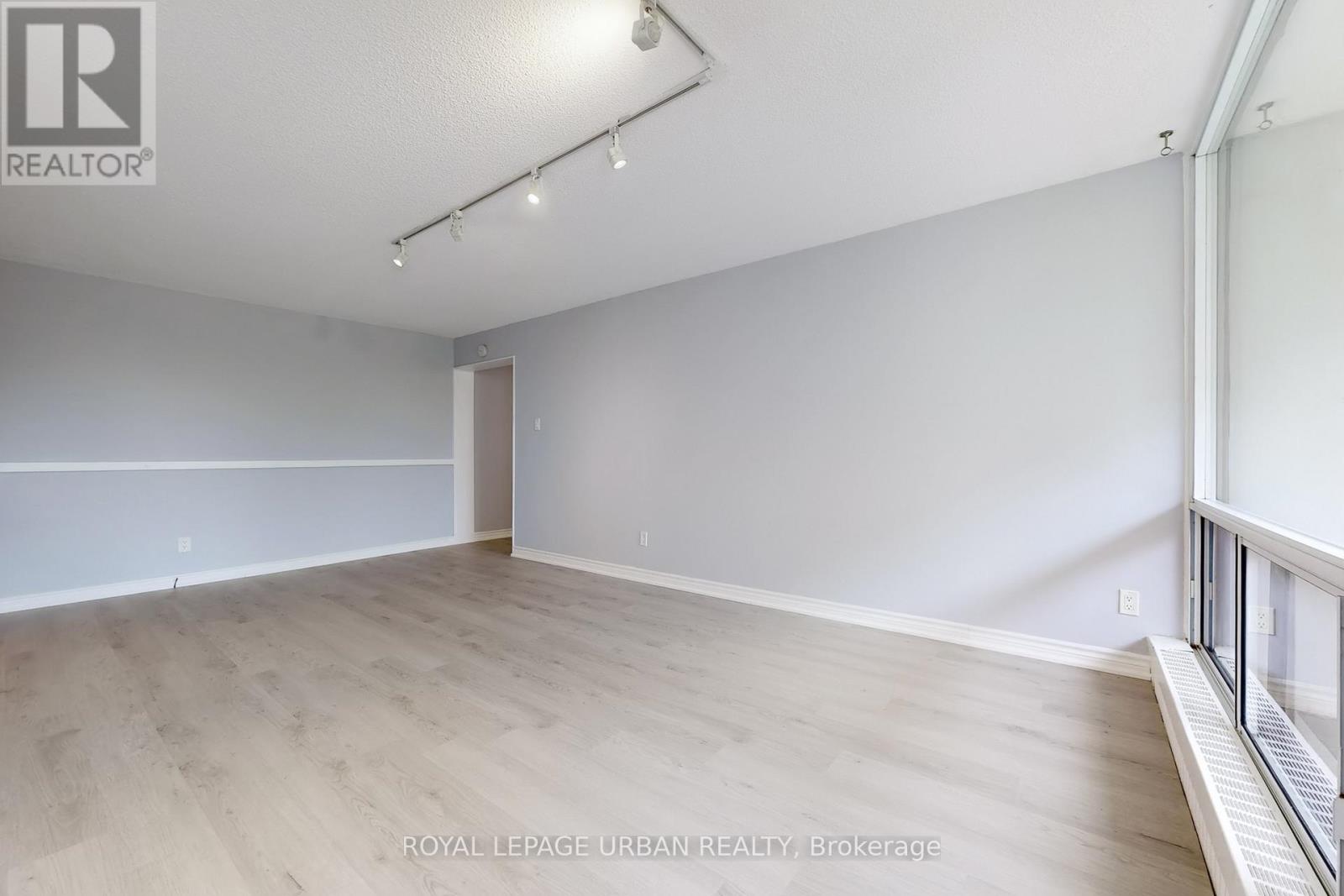 102 - 20 Sunrise Avenue, Toronto (Victoria Village), Ontario  M4A 2R2 - Photo 16 - C12211102