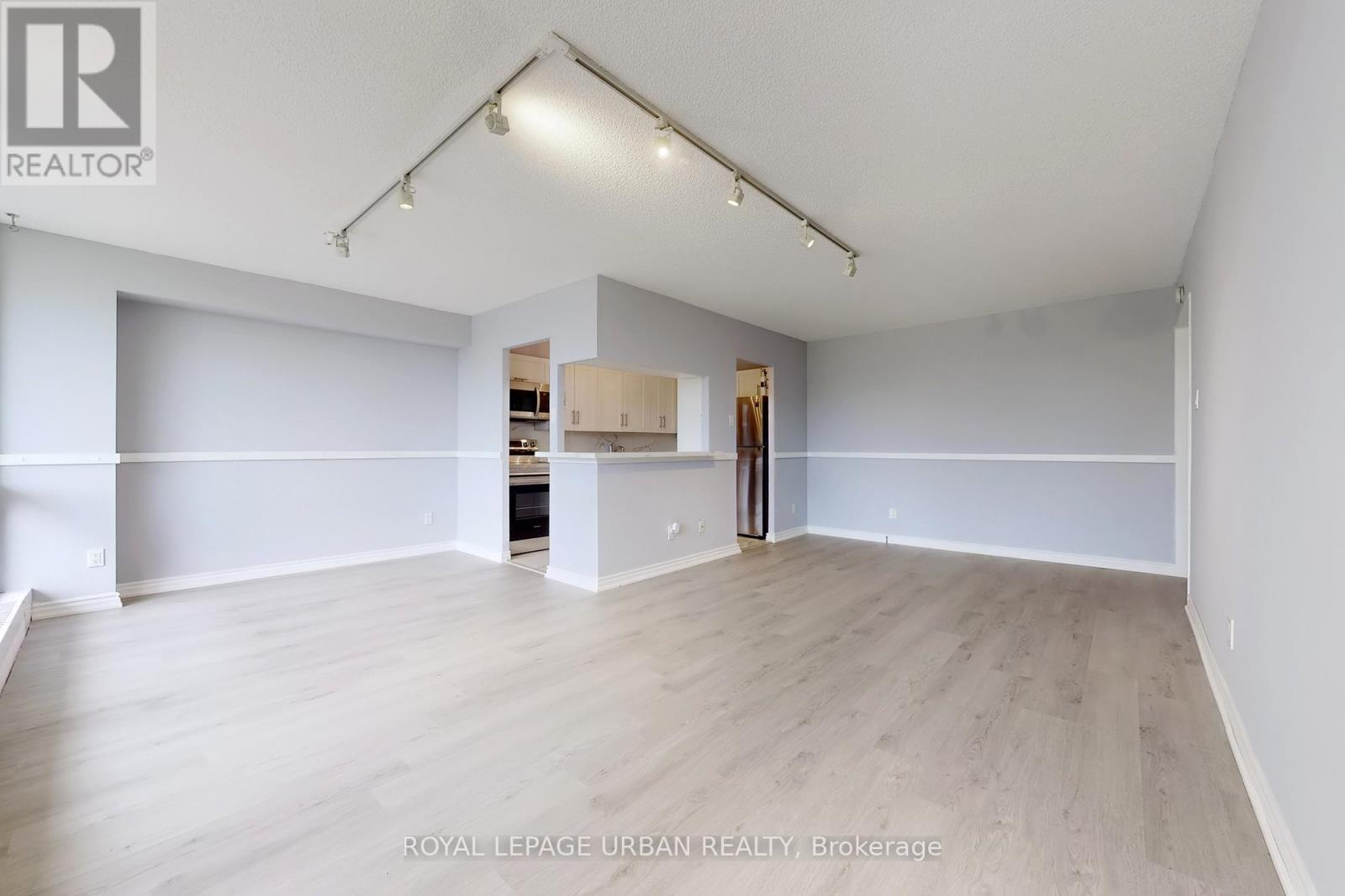 102 - 20 Sunrise Avenue, Toronto (Victoria Village), Ontario  M4A 2R2 - Photo 17 - C12211102