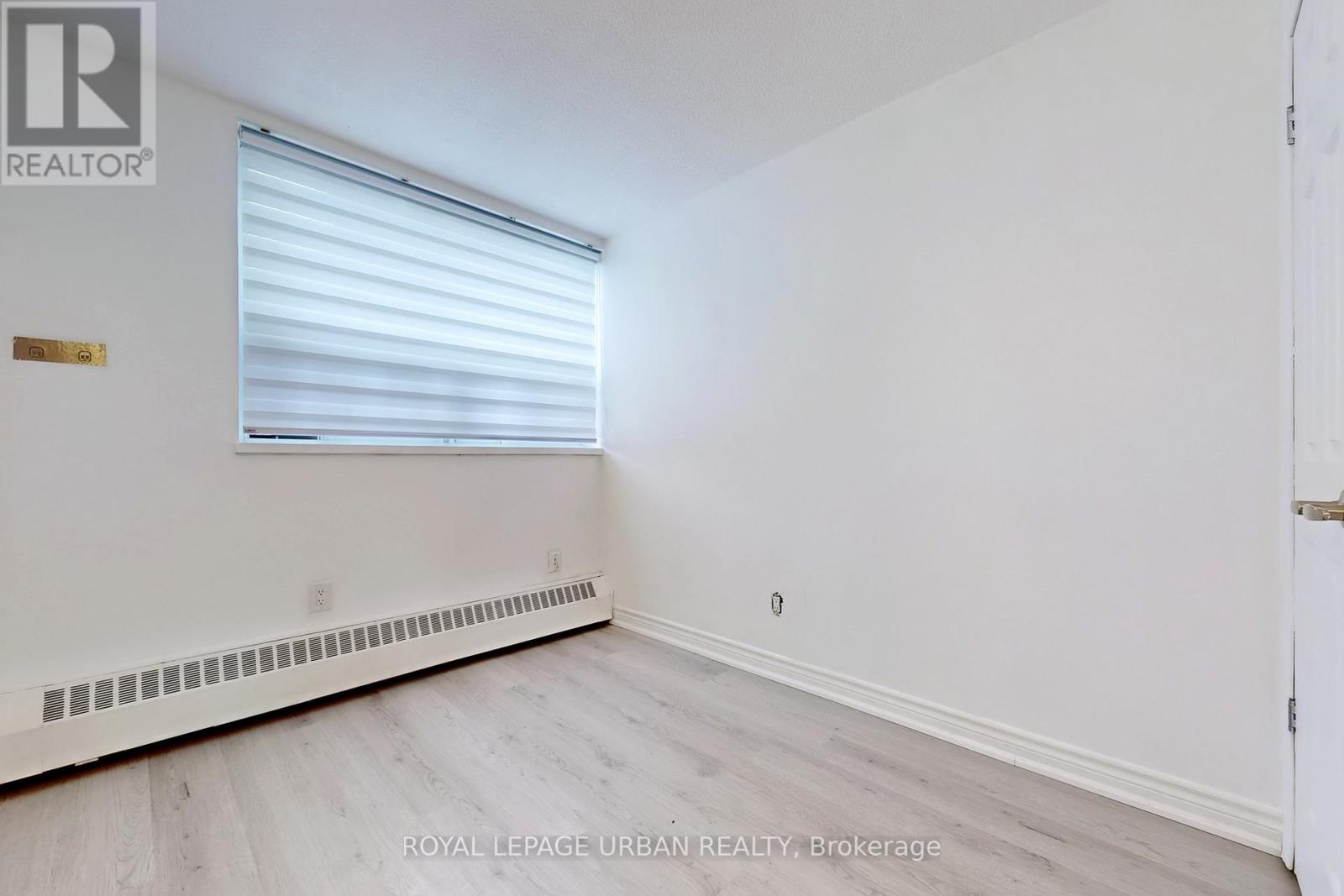 102 - 20 Sunrise Avenue, Toronto (Victoria Village), Ontario  M4A 2R2 - Photo 31 - C12211102