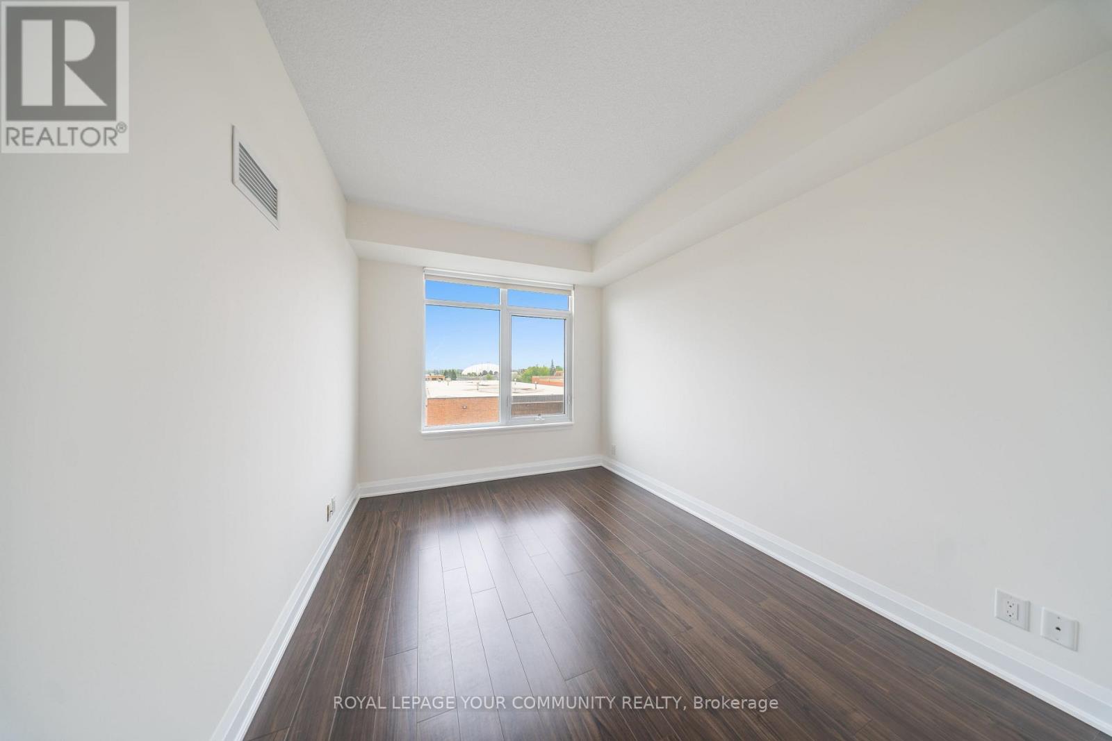 315 - 24 Woodstream Boulevard, Vaughan, Ontario  L4L 8C4 - Photo 23 - N12210640