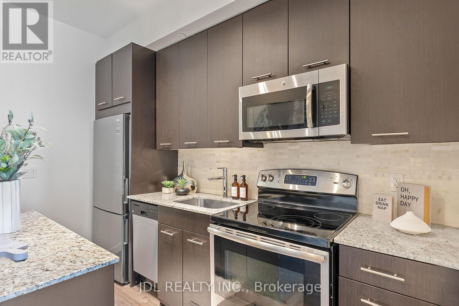 301 - 2055 Danforth Avenue, Toronto (Woodbine Corridor), Ontario  M4C 1J8 - Photo 21 - E12211132