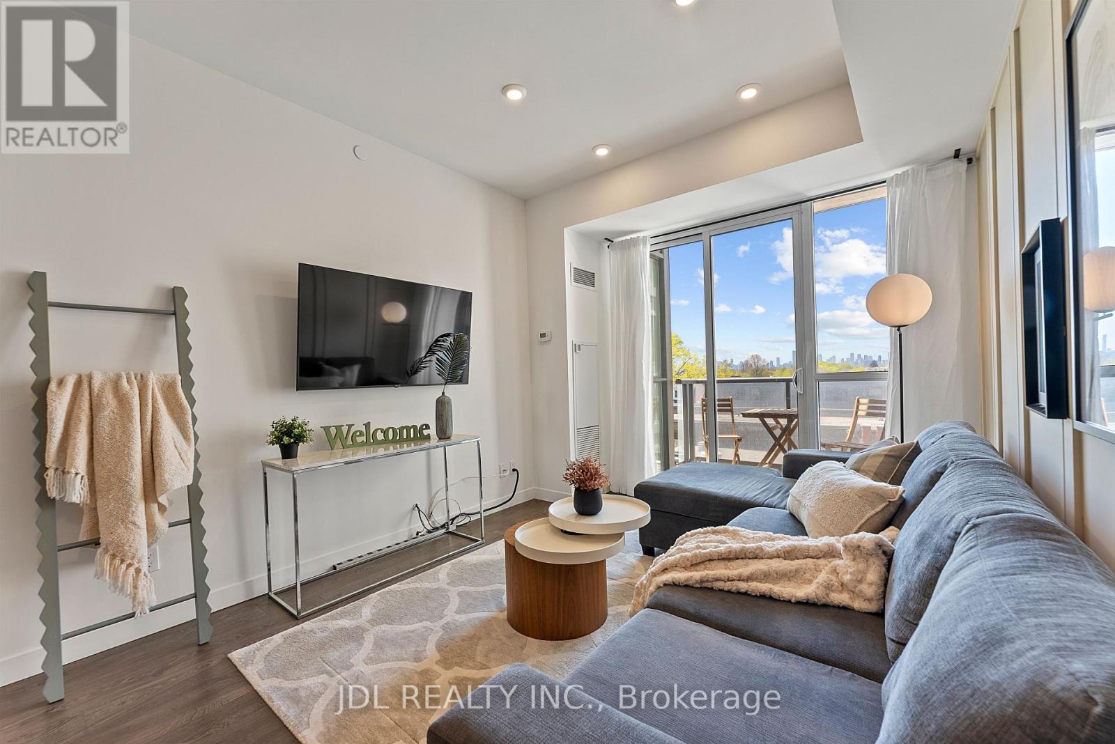 301 - 2055 Danforth Avenue, Toronto (Woodbine Corridor), Ontario  M4C 1J8 - Photo 4 - E12211132