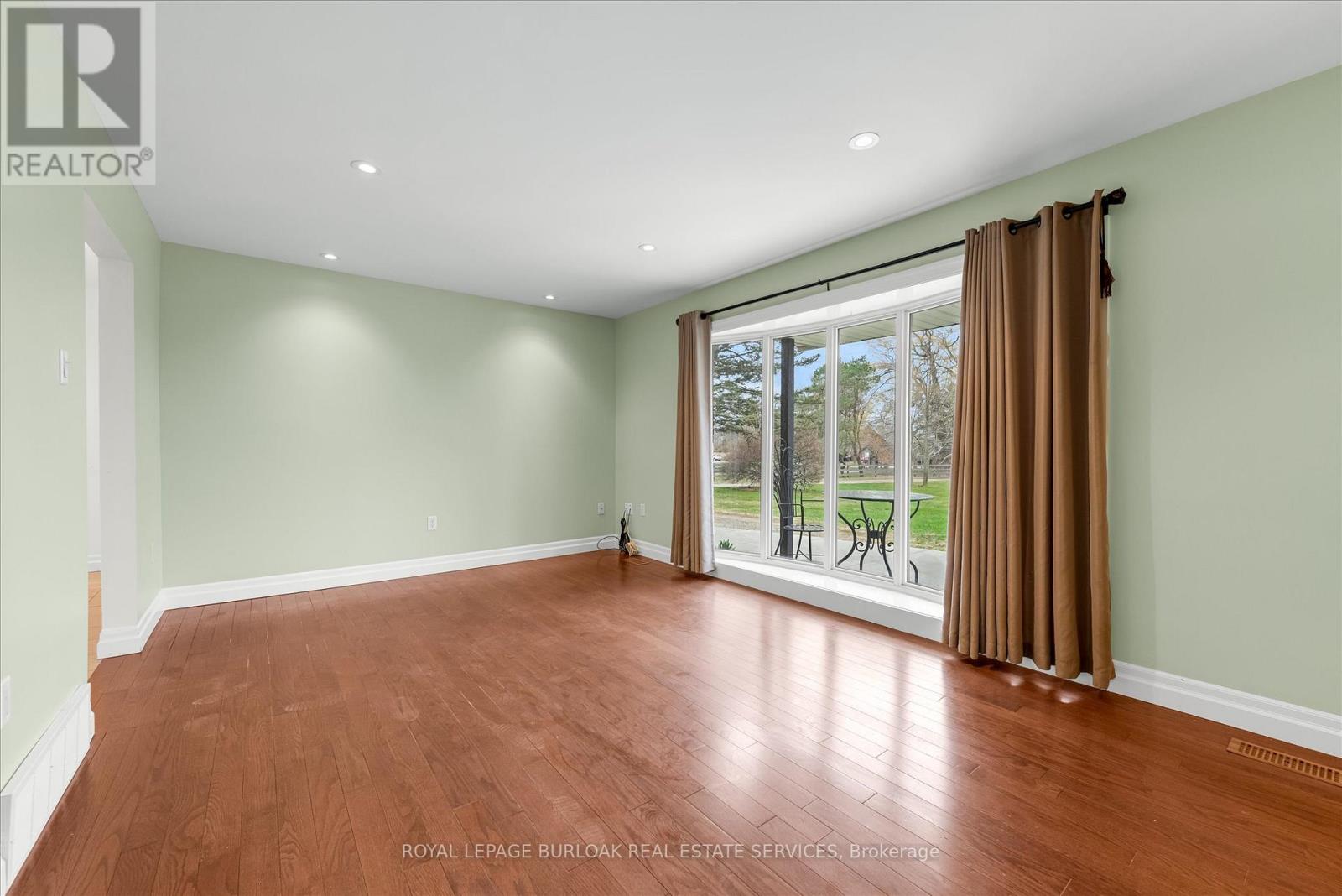 337 Highway 52 N, Hamilton (Ancaster), Ontario  L0R 1T0 - Photo 10 - X12092064