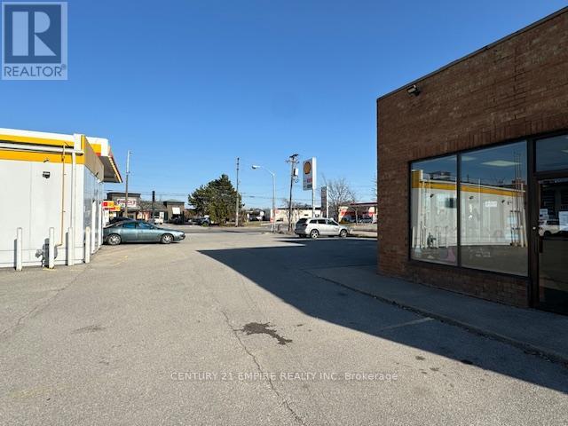 389a Ontario Street, St. Catharines, Ontario  L2R 5L3 - Photo 6 - X12174625
