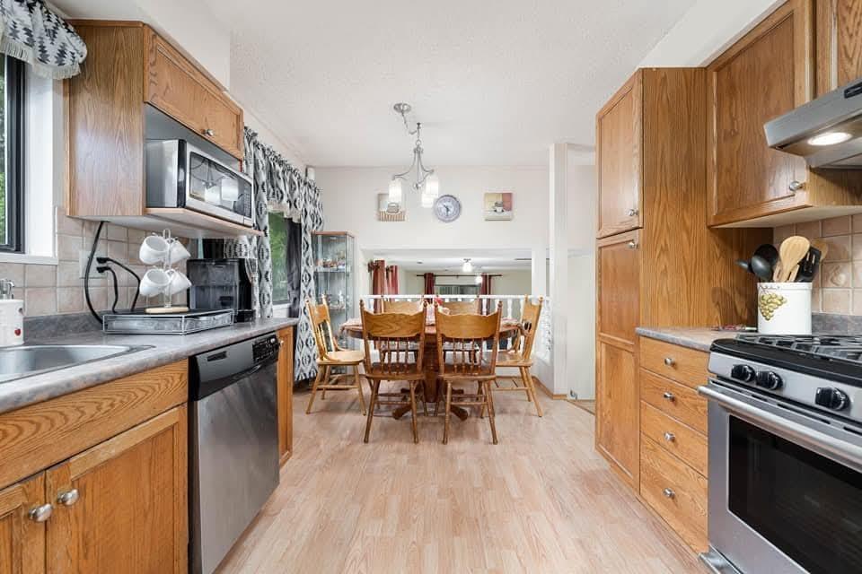 9297 151 Street, Surrey, British Columbia  V3R 7H4 - Photo 12 - R3012795