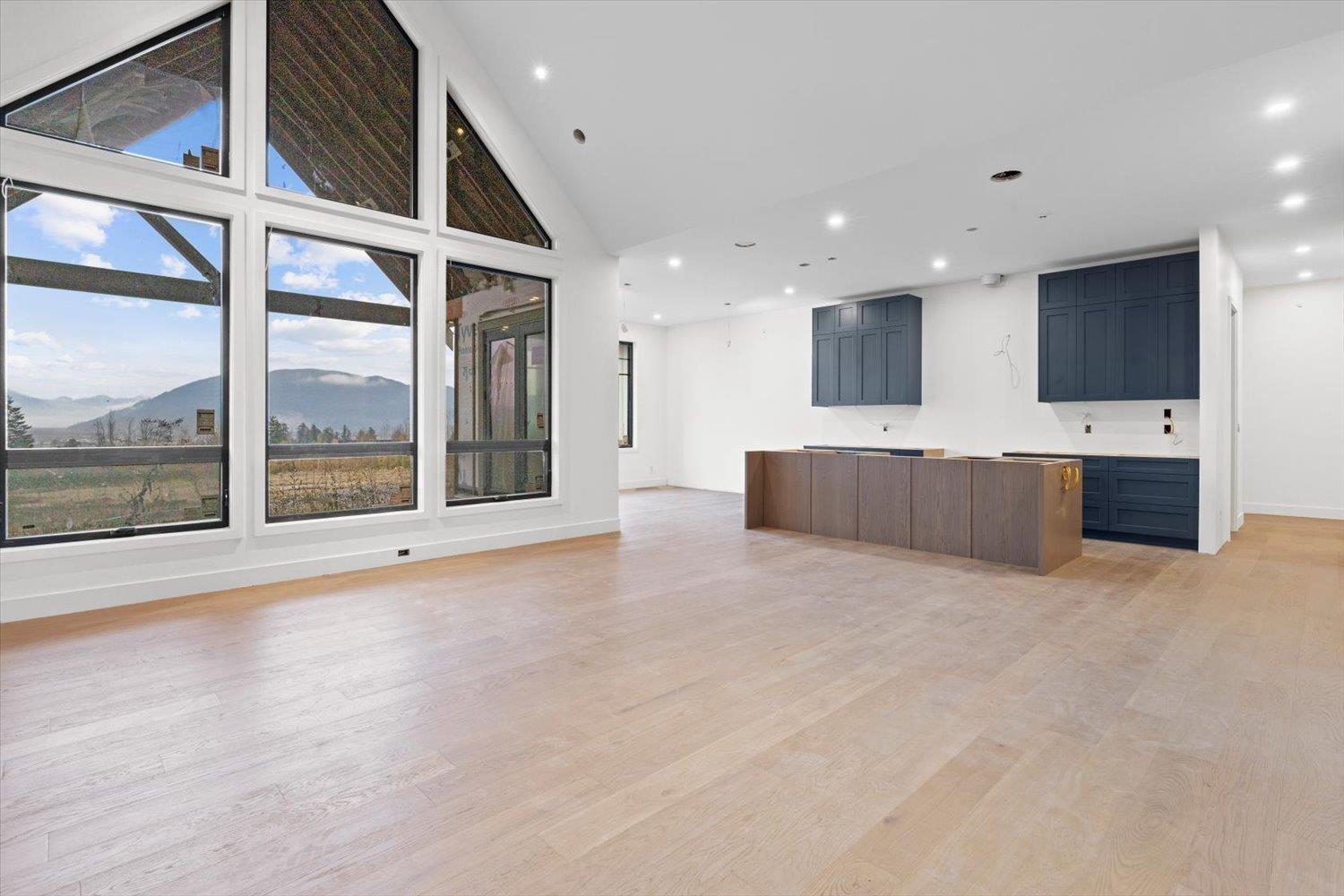 8895 Draper Street, Mission, British Columbia  V2V 7G3 - Photo 11 - R3013855