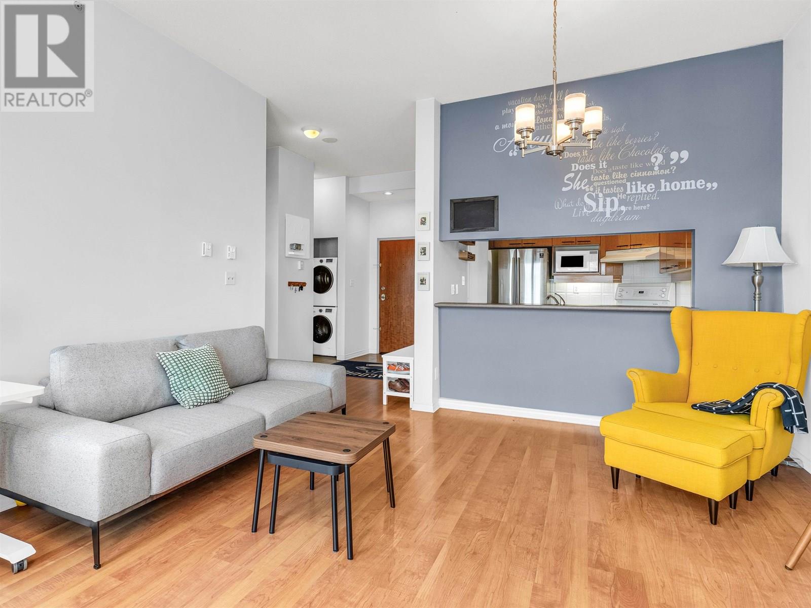 2205 10 Laguna Court, New Westminster, British Columbia  V3M 6W3 - Photo 8 - R3013580