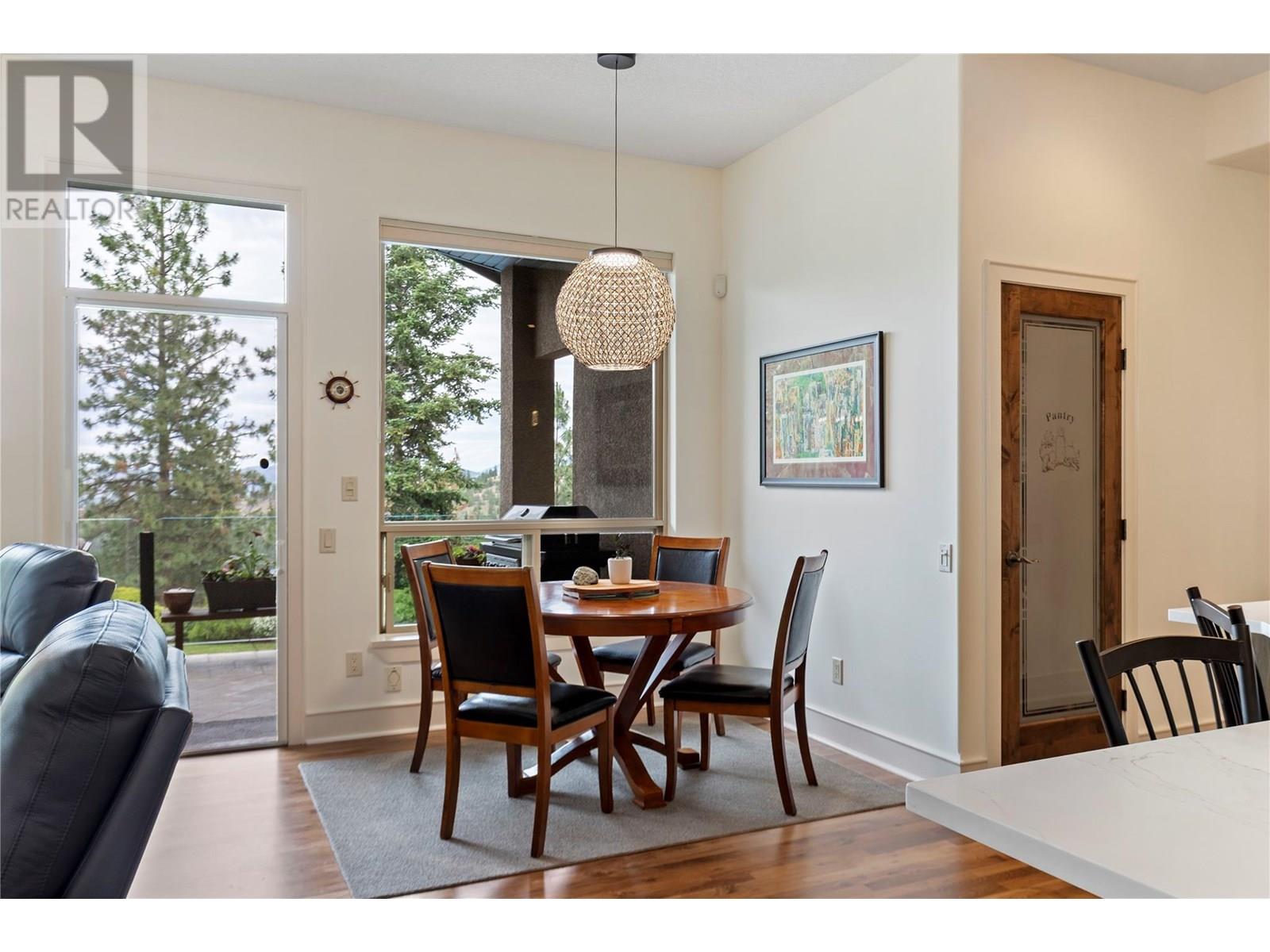 1036 Arbor View Drive, Kelowna, British Columbia  V1W 5A1 - Photo 10 - 10351452
