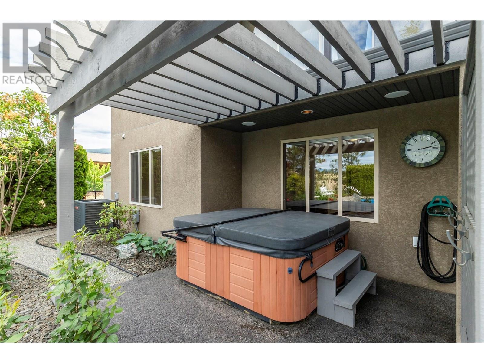1036 Arbor View Drive, Kelowna, British Columbia  V1W 5A1 - Photo 46 - 10351452