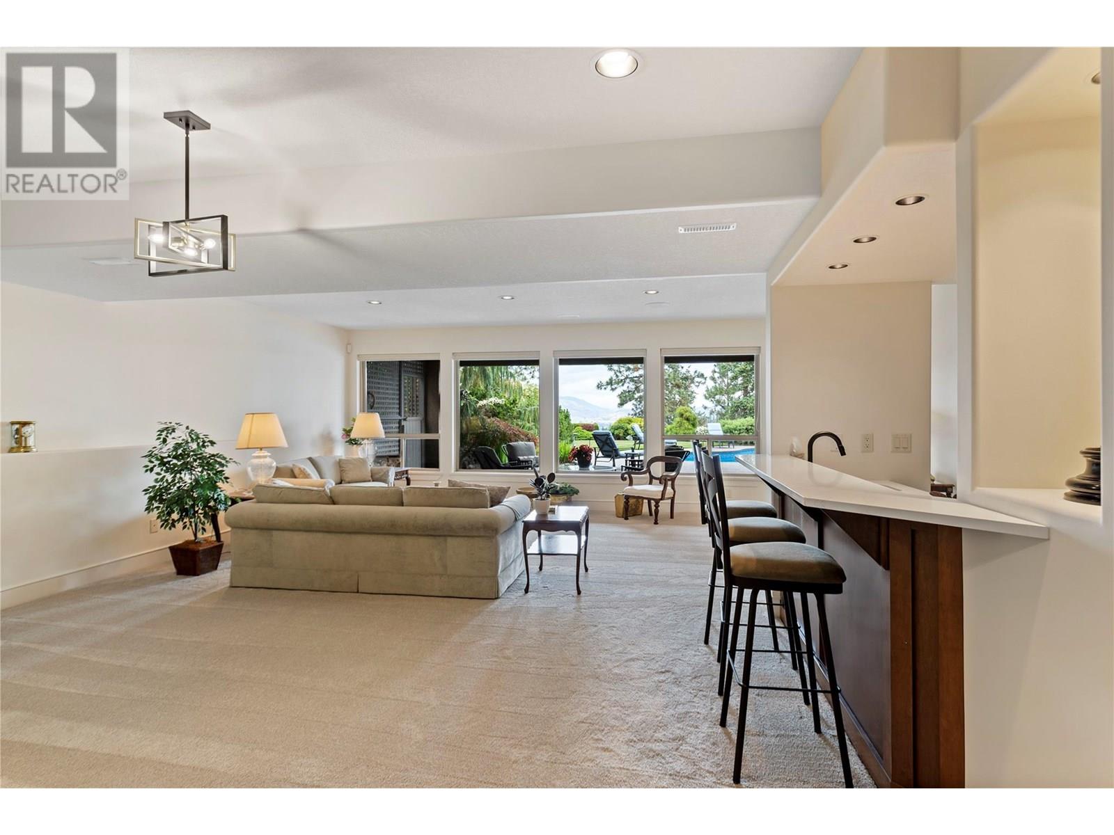 1036 Arbor View Drive, Kelowna, British Columbia  V1W 5A1 - Photo 32 - 10351452