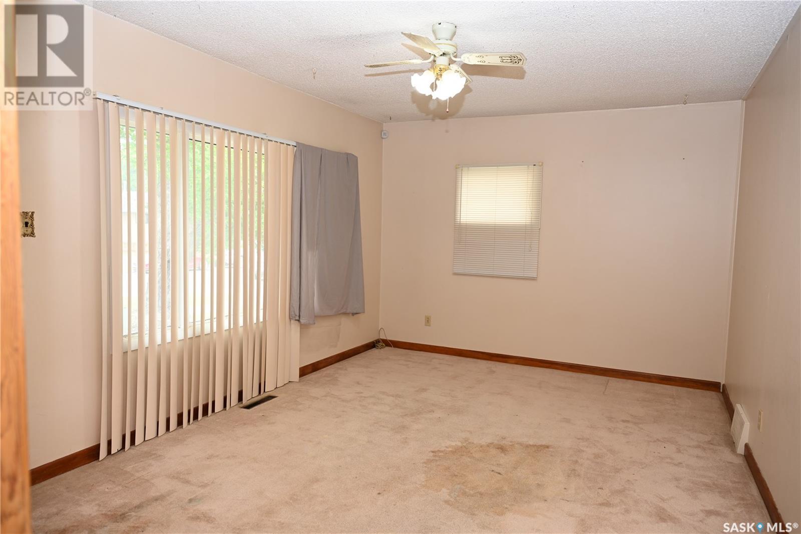 1416 D Avenue N, Saskatoon, Saskatchewan  S7L 1P4 - Photo 4 - SK009037