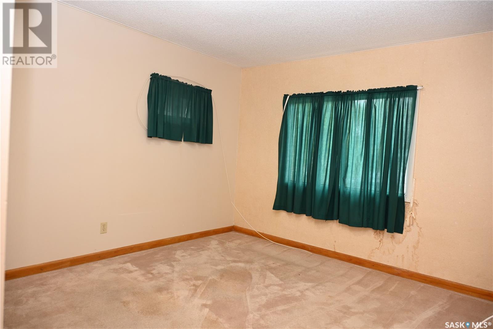 1416 D Avenue N, Saskatoon, Saskatchewan  S7L 1P4 - Photo 6 - SK009037