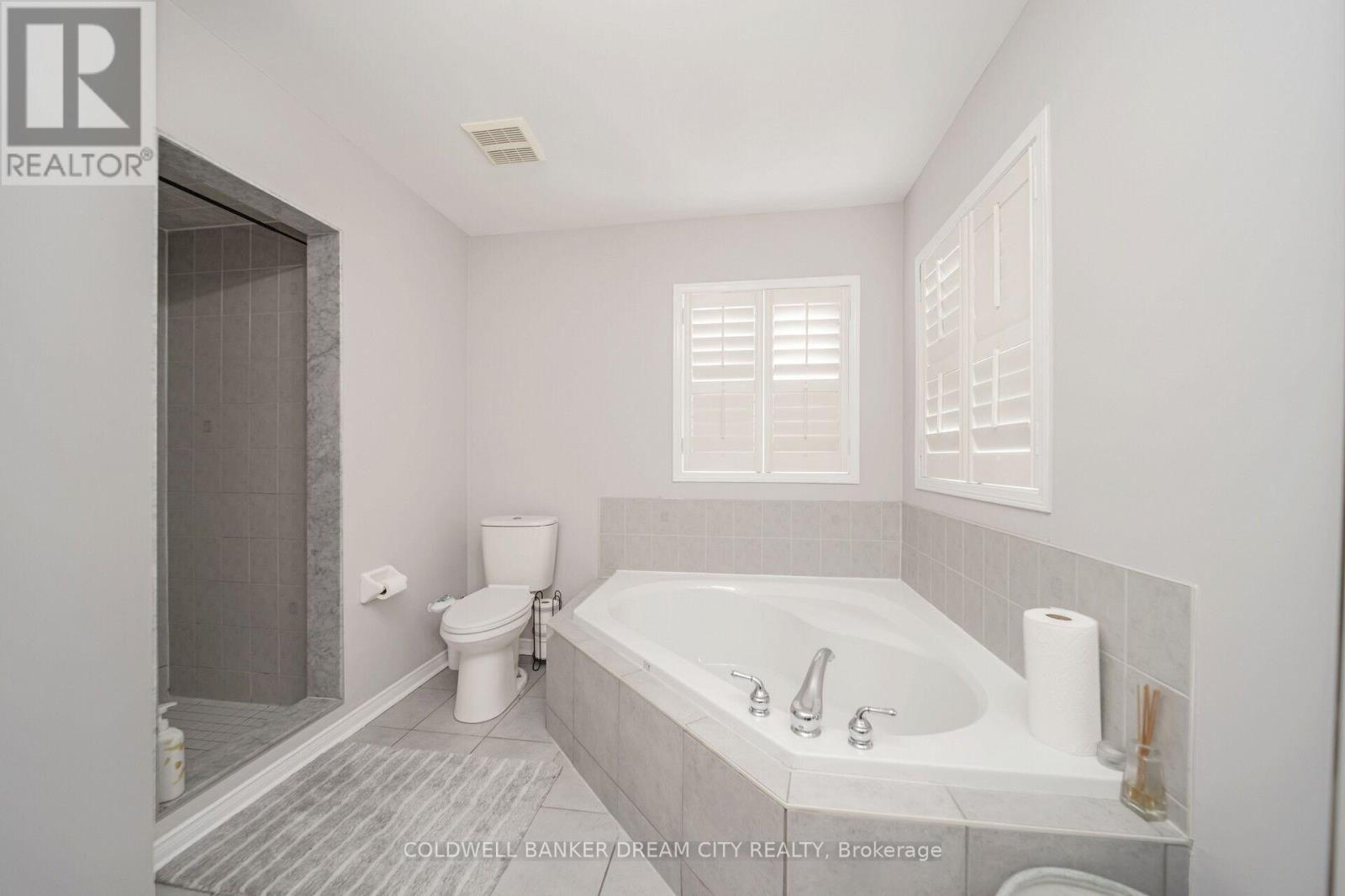 60 Capistro Street, Brampton, Ontario  L7A 3H4 - Photo 24 - W12211110