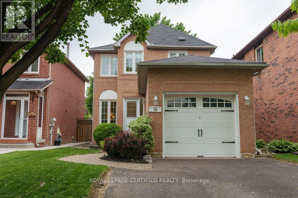 38 BANNER ROAD, Brampton, Ontario