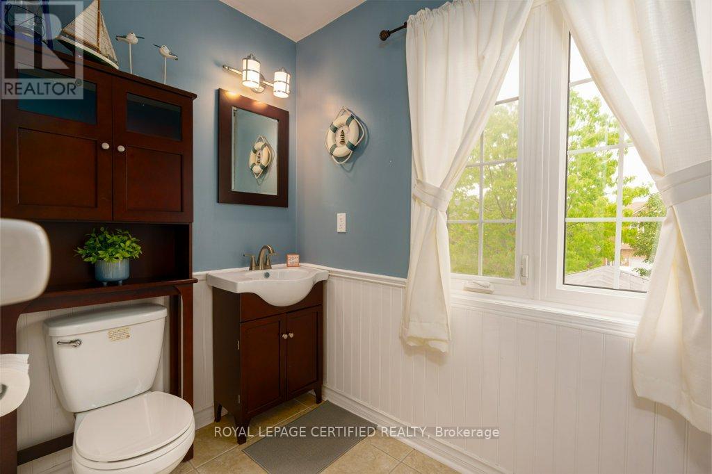 38 Banner Road, Brampton, Ontario  L6X 4K8 - Photo 13 - W12211111