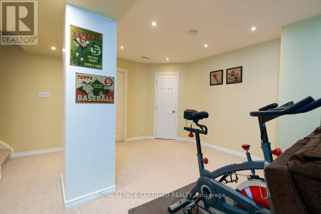 38 Banner Road, Brampton, Ontario  L6X 4K8 - Photo 20 - W12211111