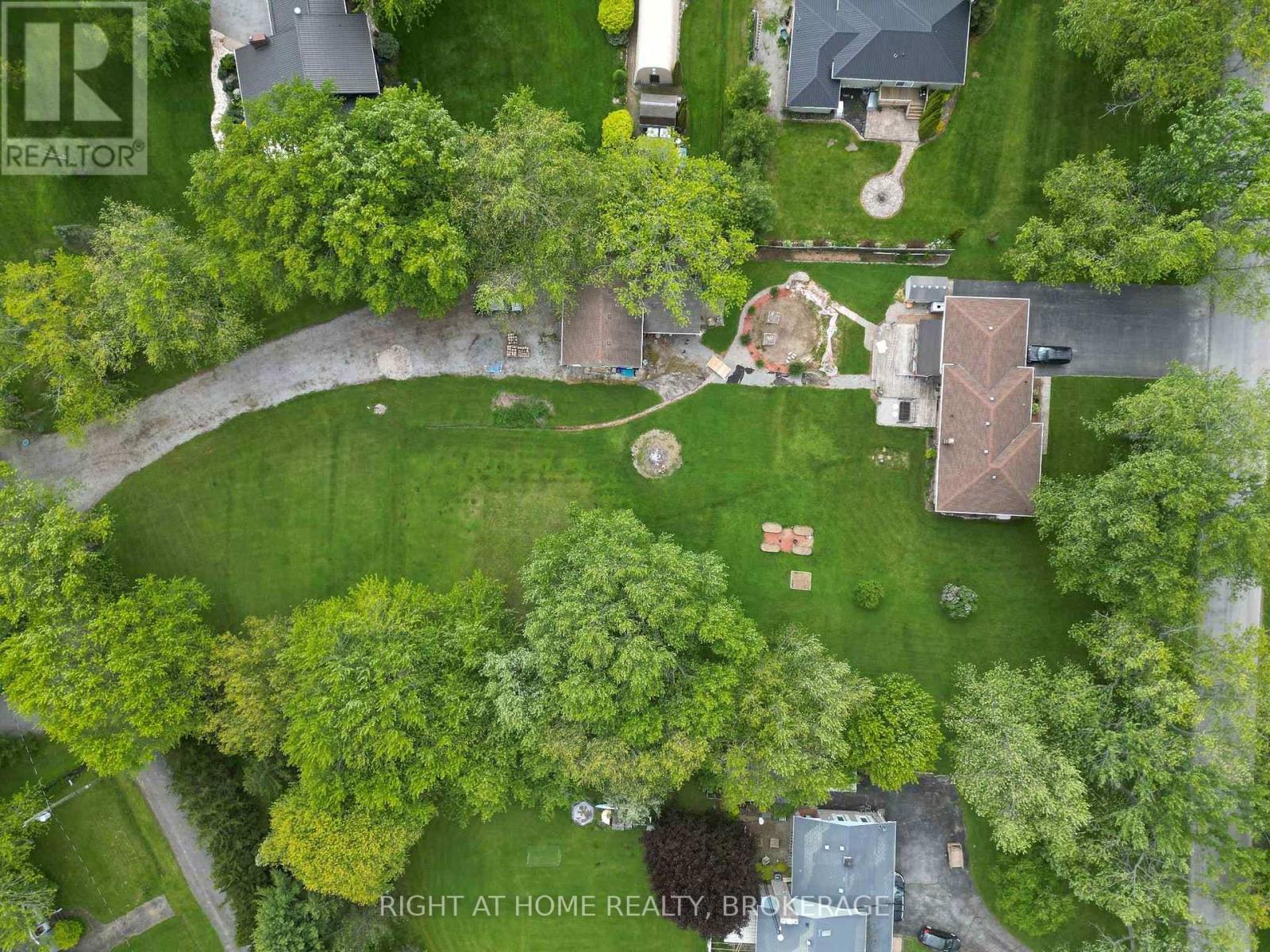 11191 Lakeshore Road, Wainfleet, Ontario  L3K 5V4 - Photo 4 - X12211122