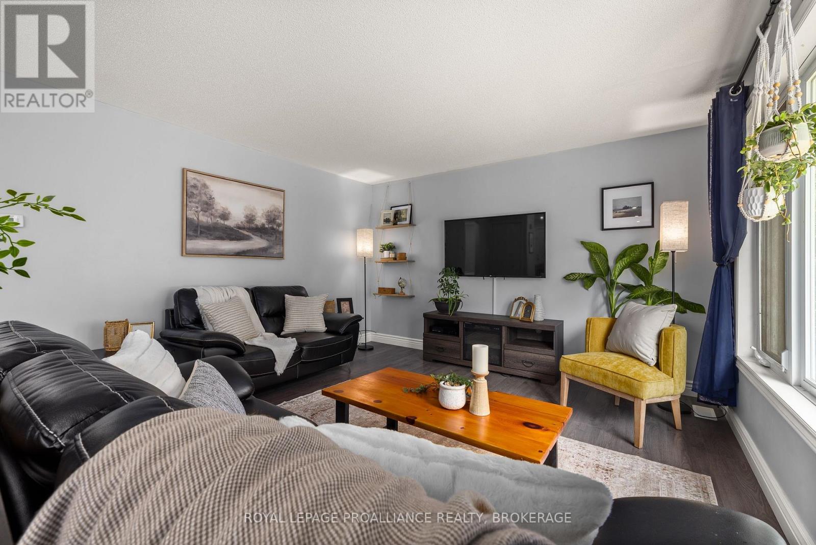 1223 County Road 9, Greater Napanee (Greater Napanee), Ontario  K7R 3K8 - Photo 6 - X12210539