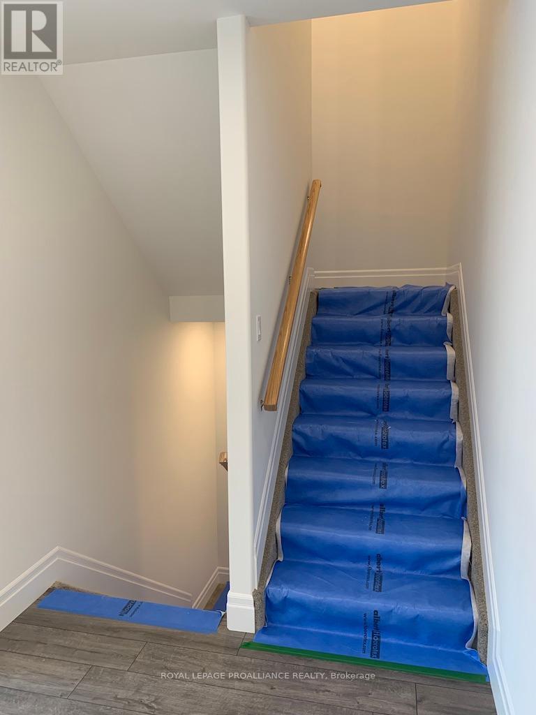 65 Evans Street, Prince Edward County, Ontario  K0K 2T0 - Photo 16 - X12211199
