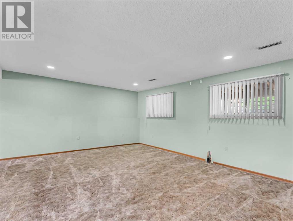 30 Rossland Crescent Se, Medicine Hat, Alberta  T1B 2B6 - Photo 25 - A2226666