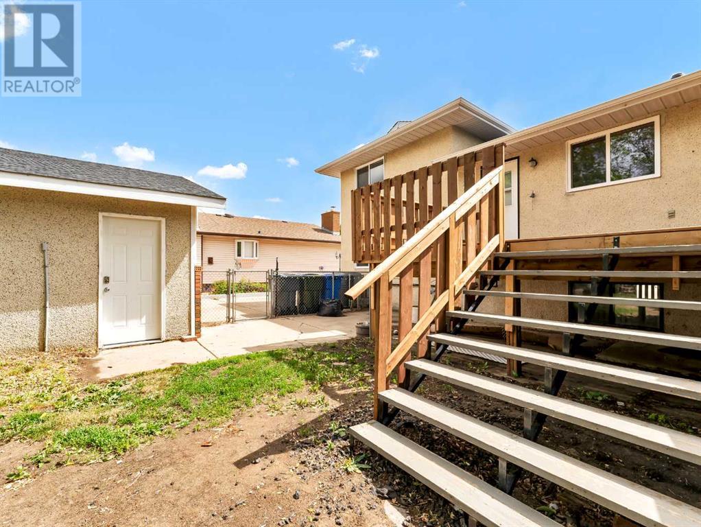 30 Rossland Crescent Se, Medicine Hat, Alberta  T1B 2B6 - Photo 33 - A2226666