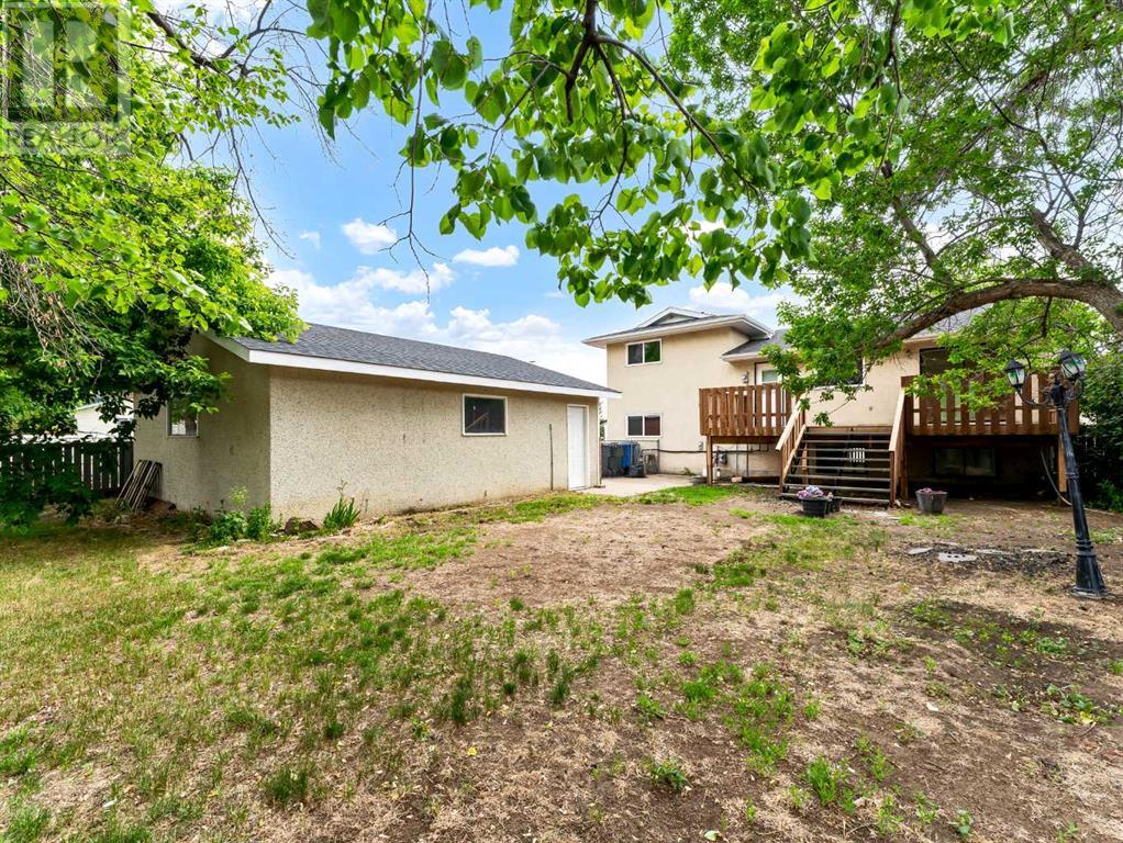 30 Rossland Crescent Se, Medicine Hat, Alberta  T1B 2B6 - Photo 35 - A2226666